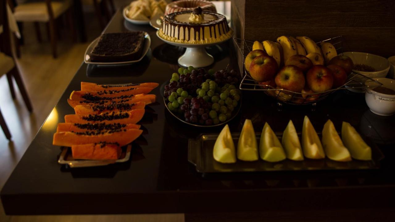 Hotel Fiorio Флорес да Куня Екстериор снимка