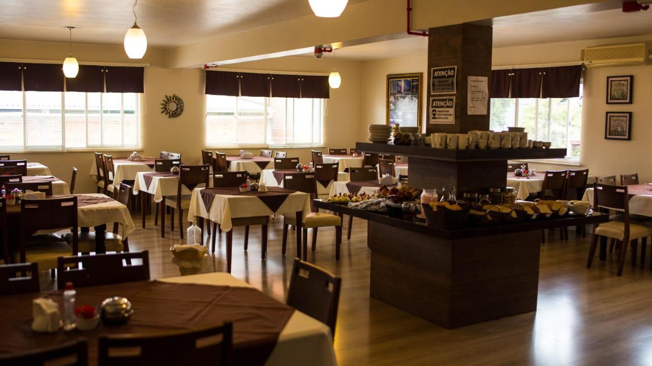 Hotel Fiorio Флорес да Куня Екстериор снимка